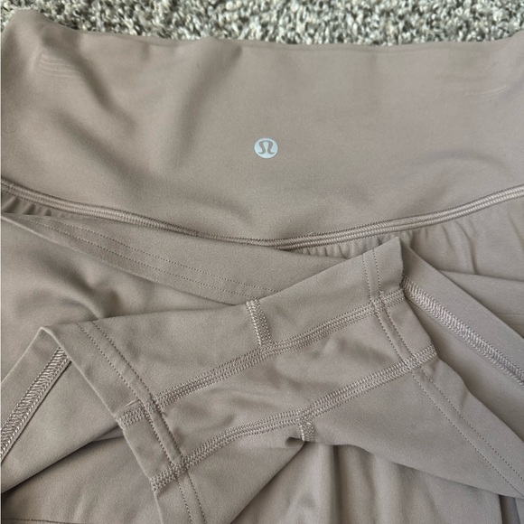 Women's Lululemon Align Skirt - Picture 2 of 4